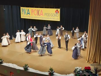 Prijetno druženju ob plesu Prijetno druženju ob plesu