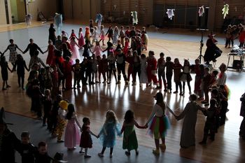 PUSTOVANJE Z DEJANOM VUNJAKOM