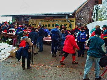 Obujamo spomine: 15. Levstikova pot 2001