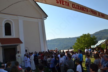Blagoslov obnovitvenih del na cerkvi sv. Elizabete na Podrebri