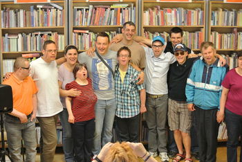 ZAKLJUČEK BRALNE ZNAČKE ZA SEDMOŠOLCE Z RAPERJEM ZLATKOM