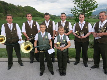 Žužemberški rogisti dejavni v kulturi in športu Žužemberški rogisti dejavni v kulturi in športu