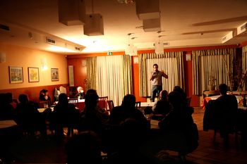 Stand up večeri v Gostilni Bajc Stand up večeri v Gostilni Bajc