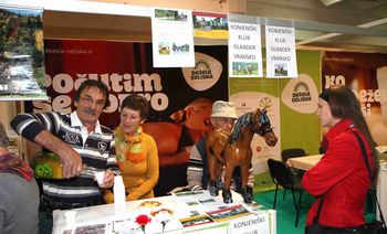 Pestra sejmska ponudba