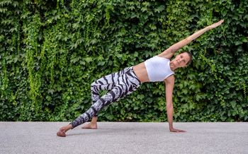 V stiku z uporabniki – Vadba joge online Zavoda Pranajana