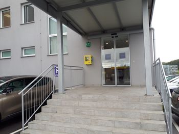 V TREVESU POSTAVILI DEFIBRILATOR 