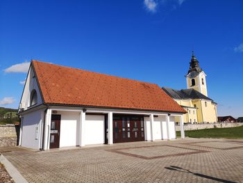 KRAJEVNA SKUPNOST DOBRNIČ PRED NOVIMI IZZIVI 