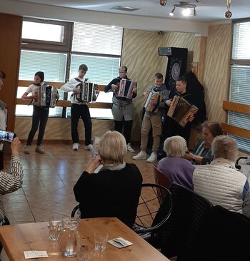 Prednovoletno srečanje starostnikov nad 80 let v Velikem Gabru