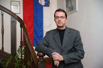 Inukšuk – pri slovenski misijonarki med kanadskimi "eskimi"