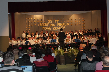 30 let Godbe na pihala Nova Cerkev