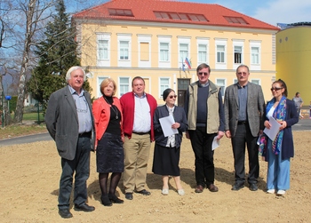 V Novi Cerkvi drevo za vsakega zlatega nagrajenca V Novi Cerkvi drevo za vsakega zlatega nagrajenca