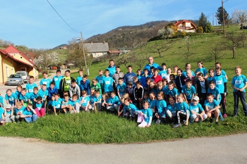 Prvenstvo Slovenije v gorskih tekih za štafete Tek trojk v Socki