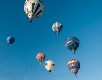 Oči so bile zazrte v nebo