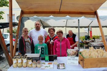 Dan špargljev v Novi Cerkvi Dan špargljev v Novi Cerkvi