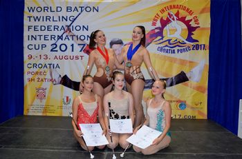 Tri medalje za TMK5E