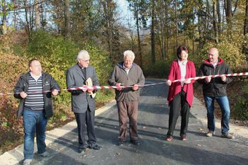 Krajani iz Poti v Konjsko dobili asfaltirano cesto