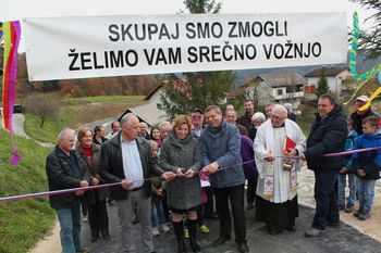 Podgorje pod Čerinom ima nov odsek asfaltirane ceste
