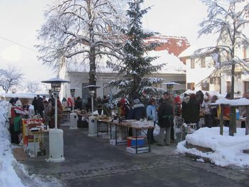 Vabilo na praznični sejem v Novo Cerkev Vabilo na praznični sejem v Novo Cerkev