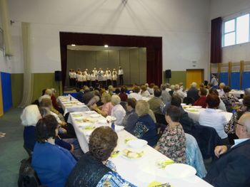 Utrinki iz srečanja starejših krajanov v Novi Cerkvi Utrinki iz srečanja starejših krajanov v Novi Cerkvi