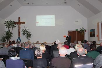 Na drugem literarnem večeru v Jernejevem domu