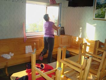 Urejanje Koče na sv. Tomažu