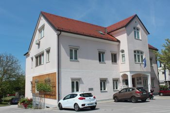 Obvestilo o uradnih urah