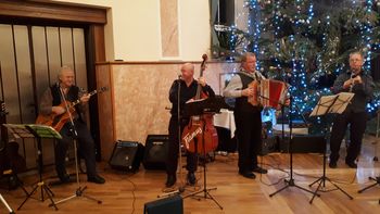 Upokojenci DU Vojnik smo silvestrovali