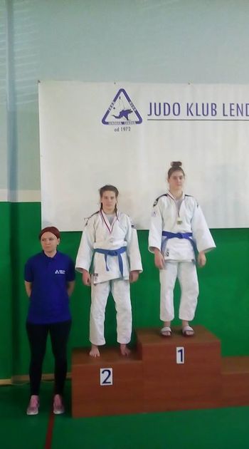 Mednarodni turnir Lendava in državno prvenstvo v Slovenski Bistrici za kadetinje ter starejše deklice