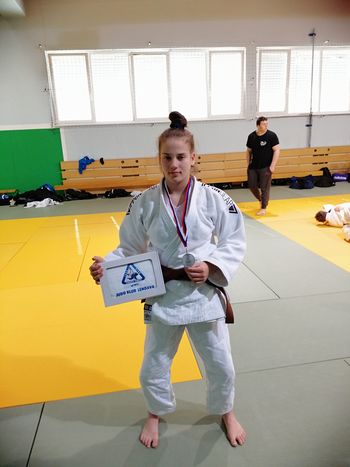 Nov uspeh Anite Kramar