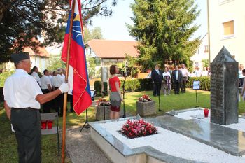 Poklonili so se ob spominu na padle borce