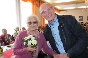 Utrinki s srečanja članov DU Vojnik Utrinki s srečanja članov DU Vojnik