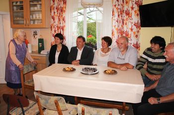 Druženje in tekmovalnost z roko v roki