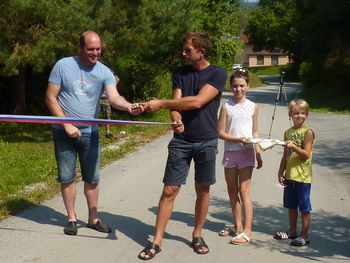 Odprtje obnovljene ceste v spodnjem Arclinu Odprtje obnovljene ceste v spodnjem Arclinu