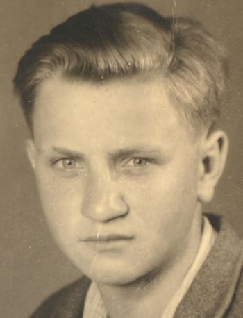 »In memoriam« Mirku Zdovcu in 75 let od poboja Domnove čete na Komelju nad Pliberkom v Avstriji »In memoriam« Mirku Zdovcu in 75 let od poboja Domnove čete na Komelju nad Pliberkom v Avstriji