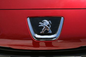 Pogrešate ključe od svojega peugeota? Pogrešate ključe od svojega peugeota?