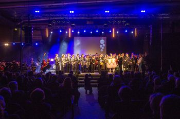 Veliki novoletni koncert ob 5. obletnici Božičnega Vojnika Veliki novoletni koncert ob 5. obletnici Božičnega Vojnika