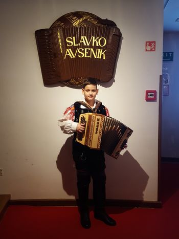 Genialni harmonikar s Frankolovega Genialni harmonikar s Frankolovega