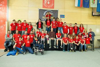 Čar plezanja je plezanje v naravnih stenah