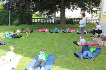 Fotoutrinki: Spet v šoli in vrtcu v Novi Cerkvi