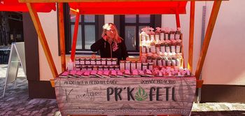 Vojniška tržnica ob petkih društva Most mladih je uspela