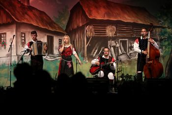 30. jubilejno srečanje narodnozabavnih ansamblov 