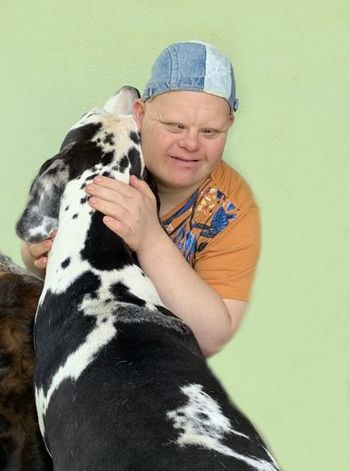 V spomin Janezu Močeniku V spomin Janezu Močeniku