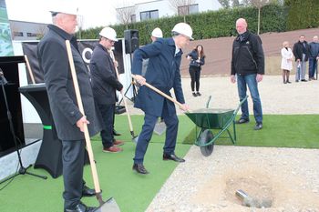 Foto utrinki: Postavitev temeljnega kamna s časovno kapsulo za MIKrovent