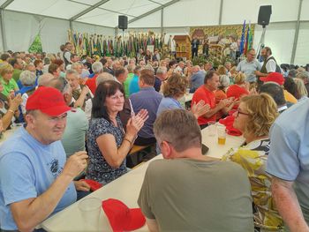 Praznovanje čebelarjev tokrat v Dolenjskih Toplicah