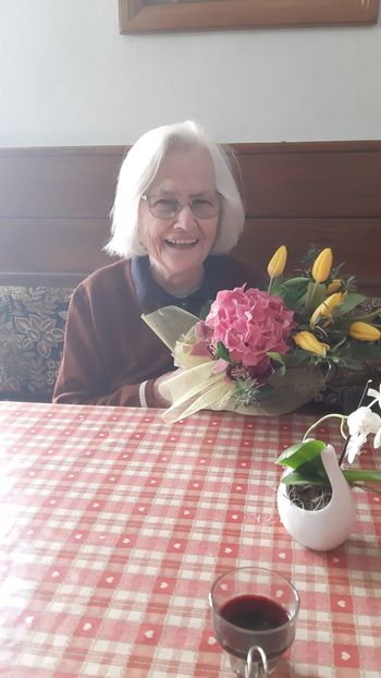 Njenih plemenitih 90 let