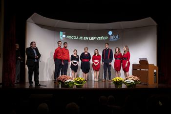 Območna revija malih pevskih skupin - Nocoj je en lep večer