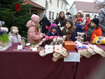 Dobra dela nas bogatijo Dobra dela nas bogatijo
