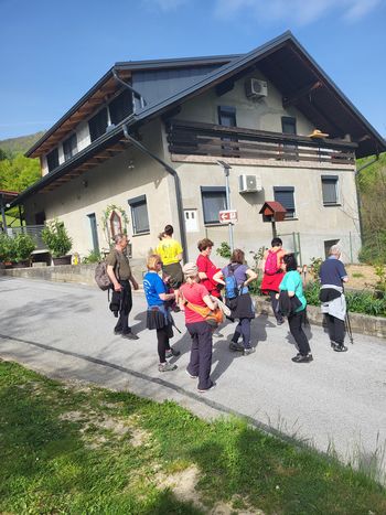 Velikonočni pohod po Tončkovi poti