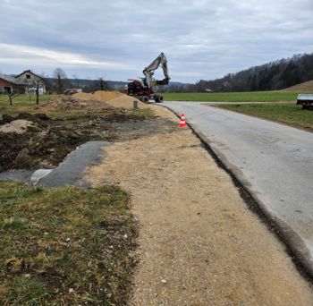 Rekonstrukcije javnih poti in cest