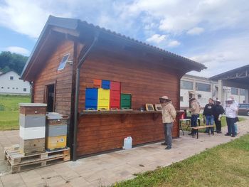 Regijski učni čebelnjak Celjskega okoliša - Šentjur Regijski učni čebelnjak Celjskega okoliša - Šentjur